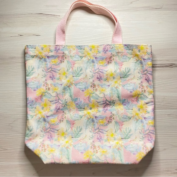 Superga x LoveShackFancy Floral Dainty Mini / Shoe Bag - Picture 3 of 5